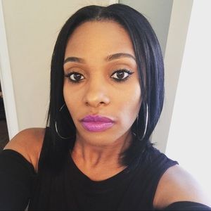 Meet your Posher, Janelle